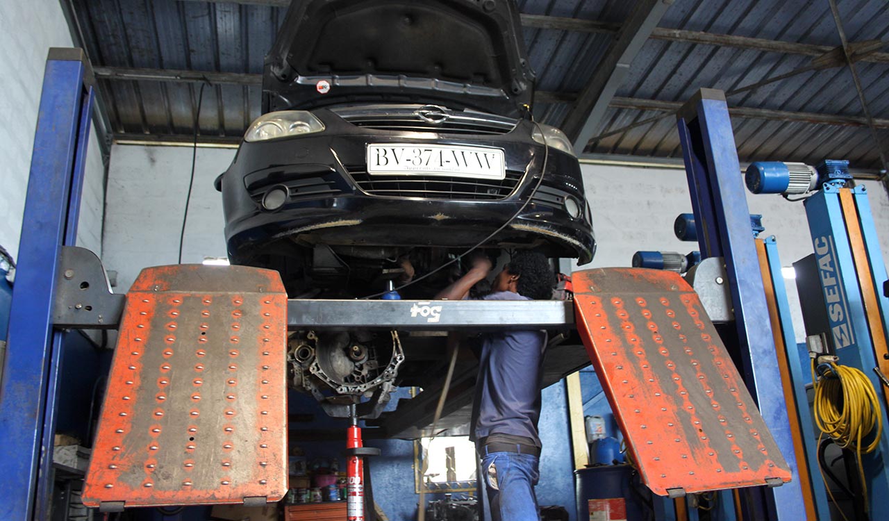 Garage Top Diesel Martinique Active